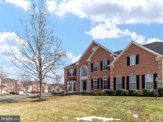 Exterior, Facade, Brick Facade, Brick Traditional