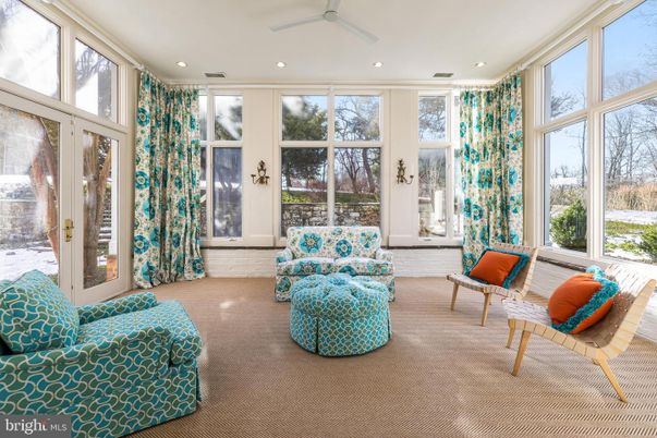 Interior, Living room, Recessed Lighting, Sun Room