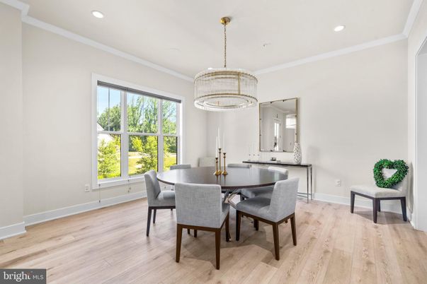 Chandelier, Dining room, Interior, Recessed Lighting, Wood Texture Flooring