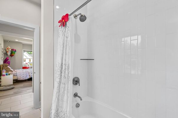 Bathroom, Interior, Recessed Lighting, Wood Texture Flooring