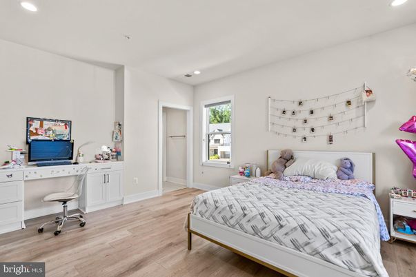 Bedroom, Home Office, Interior, Recessed Lighting, Wood Texture Flooring