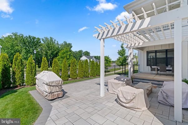 Exterior, Hot Tub