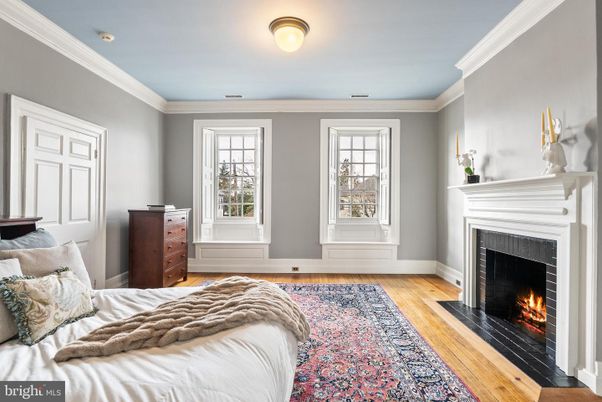Bedroom, Fireplace, Interior, Wood Texture Flooring