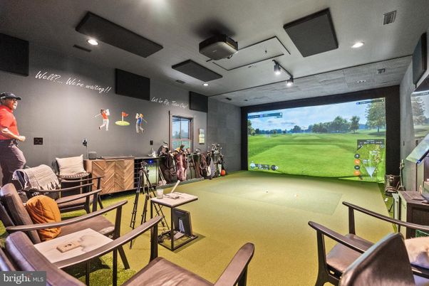 Interior, Projection Screen, Recessed Lighting, Theatre Room