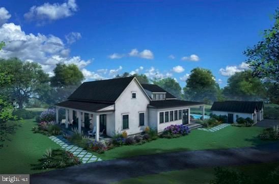 Backyard, Exterior, Facade, Farmhouse