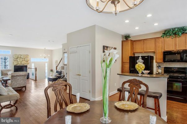 Chandelier, Dining room, Interior, Kitchen, Pendant Lights, Recessed Lighting, Wood Texture Flooring