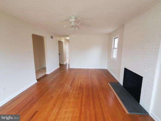 Empty room, Fireplace, Interior, Wood Texture Flooring
