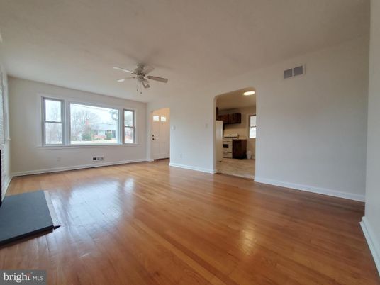 Empty room, Interior, Kitchen, Wood Texture Flooring