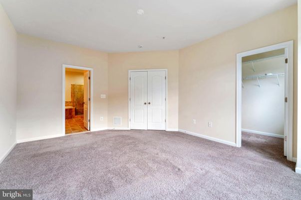 Bathroom, Empty room, Interior