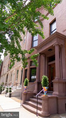 Exterior, Facade, Brick Facade, Brownstone