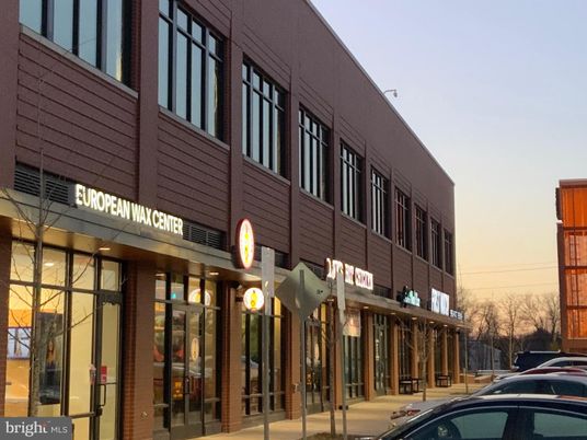 Exterior, Facade, None
