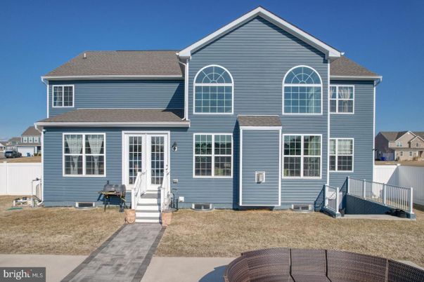 Exterior, Facade, Farmhouse