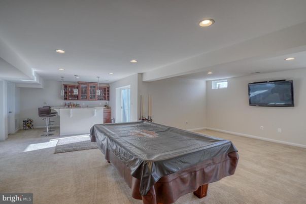 Billiard Table, Game Room, Interior, Recessed Lighting