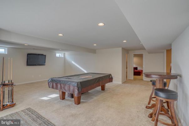 Billiard Table, Game Room, Interior, Recessed Lighting