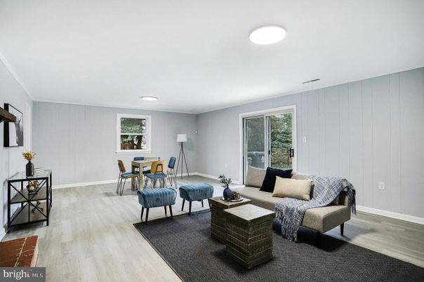Dining room, Interior, Living room, Recessed Lighting, Wood Texture Flooring