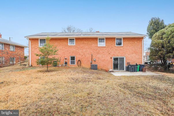 Backyard, Exterior, Facade, Brick Facade, Georgian