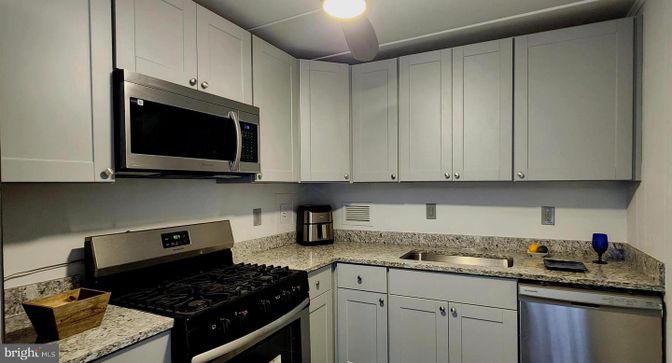 Interior, Kitchen, Stainless Steel Appliances