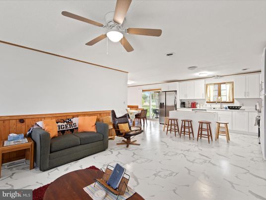 Interior, Kitchen, Living room, Marble, Stainless Steel Appliances