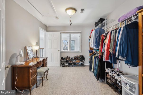 Interior, Walk-in Closets