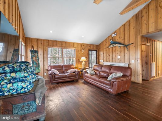 Interior, Living room, Recessed Lighting, Wooden Beams, Wood Texture Flooring, Wooden Walls
