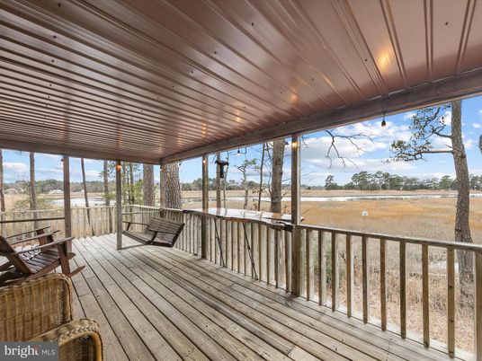 Exterior, Wood Texture Flooring