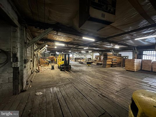 Fitness Equipment, Interior, Stone Walls, Wood Texture Flooring