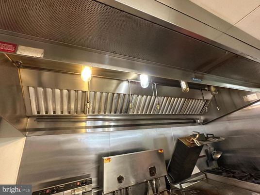 Interior, Stainless Steel Appliances