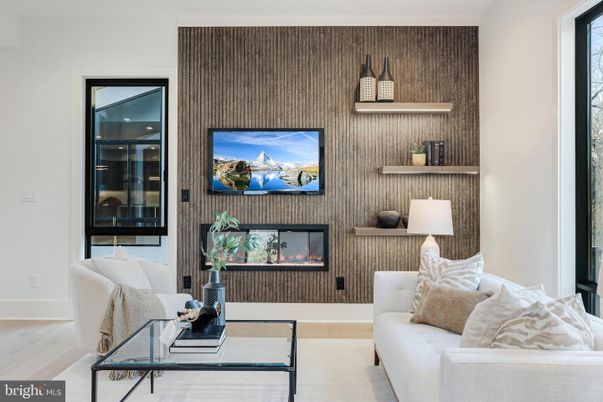 Fireplace, Interior, Living room