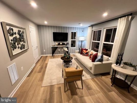 Interior, Living room, Recessed Lighting, Wood Texture Flooring