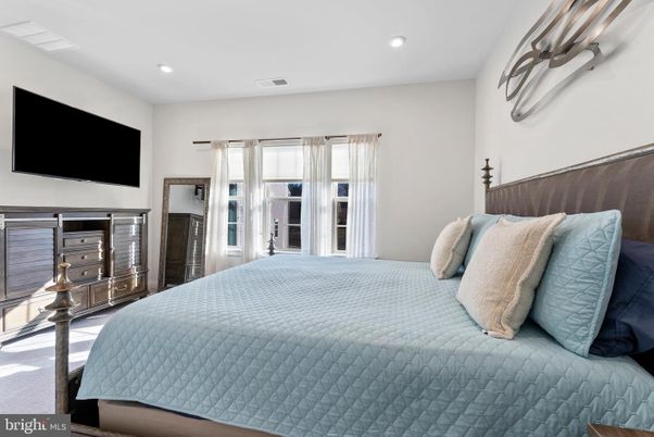 Bedroom, Interior, Recessed Lighting