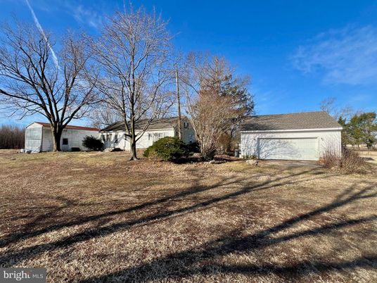 Backyard, Detached Garage, Exterior