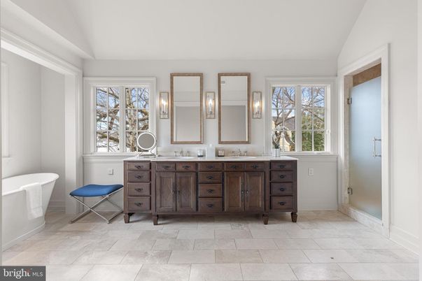 Bathroom, Dual Sink Vanities, Free Standing Baths, Interior
