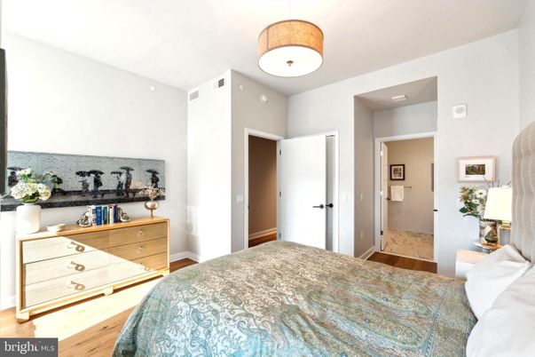 Bedroom, Interior, Pendant Lights, Wood Texture Flooring
