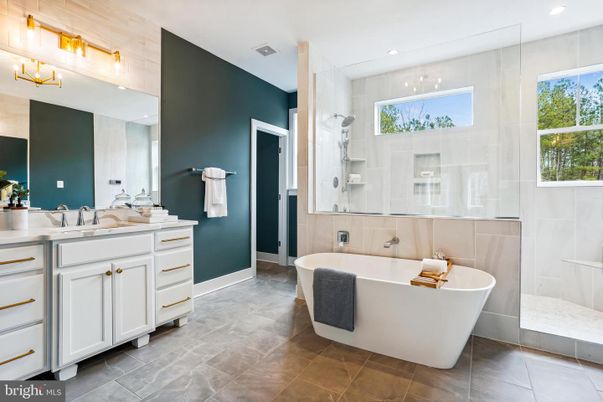 Bathroom, Dual Sink Vanities, Free Standing Baths, Interior, Recessed Lighting