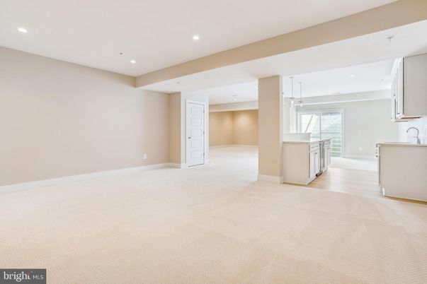 Empty room, Interior, Kitchen, Pendant Lights, Recessed Lighting