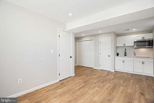 Empty room, Interior, Kitchen, Recessed Lighting, Wood Texture Flooring