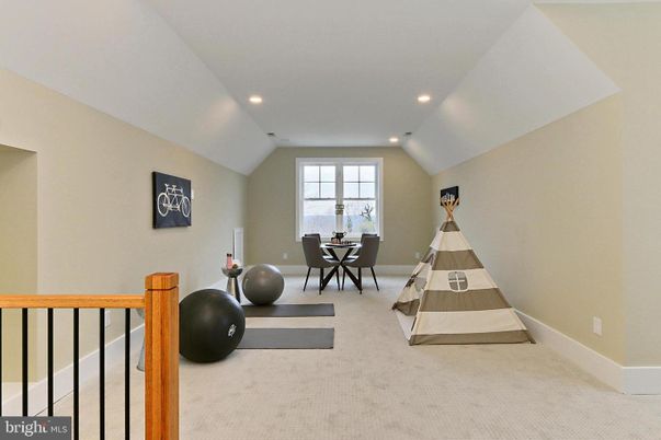 Fitness Equipment, Interior, Recessed Lighting