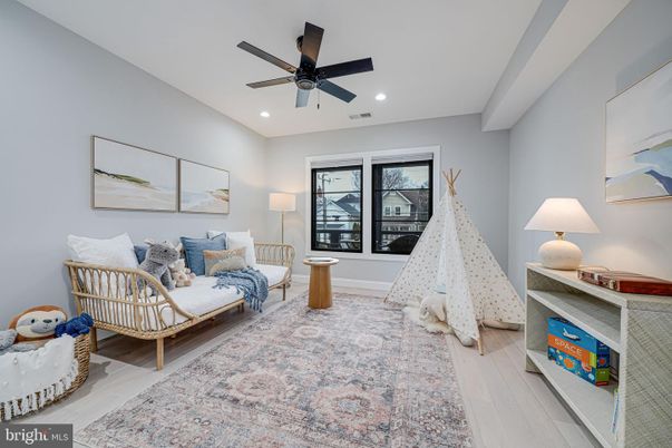 Bedroom, Interior, Living room, Recessed Lighting, Wood Texture Flooring