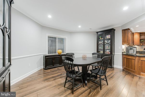 Dining room, Interior, Kitchen, Recessed Lighting, Wood Texture Flooring