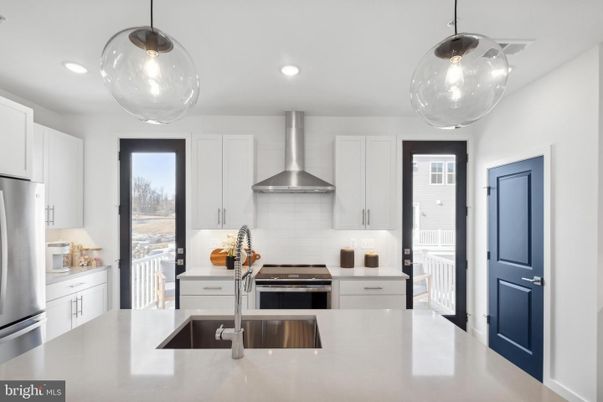 Interior, Kitchen, Pendant Lights, Recessed Lighting, Stainless Steel Appliances
