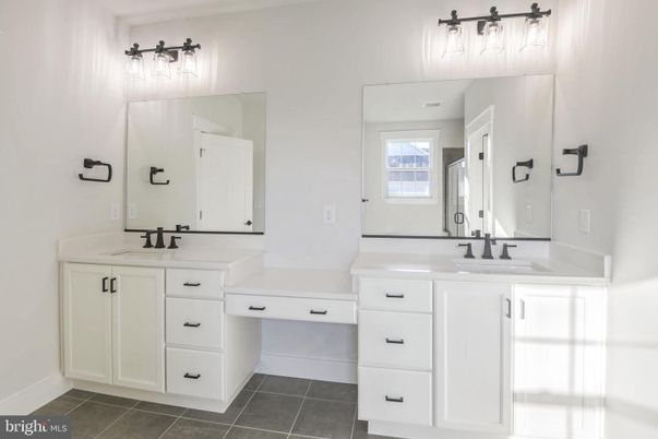 Bathroom, Dual Sink Vanities, Interior