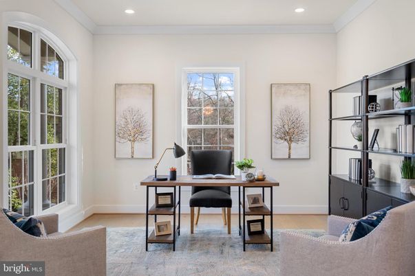 Home Office, Interior, Recessed Lighting, Wood Texture Flooring