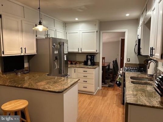 Interior, Kitchen, Pendant Lights, Recessed Lighting, Wood Texture Flooring