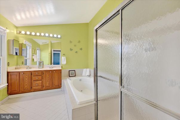 Bathroom, Dual Sink Vanities, Glass Shower, Interior