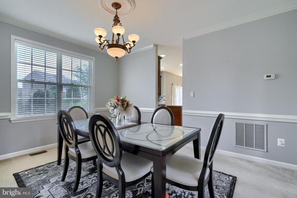 Chandelier, Dining room, Interior
