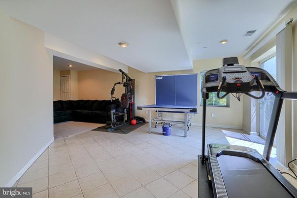 Fitness Equipment, Game Room, Interior, Recessed Lighting