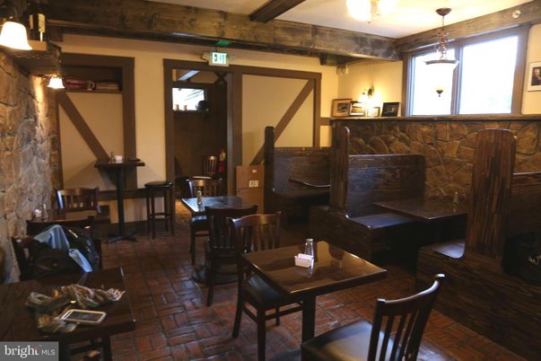 Dining room, Fireplace, Interior, Pendant Lights, Wooden Beams