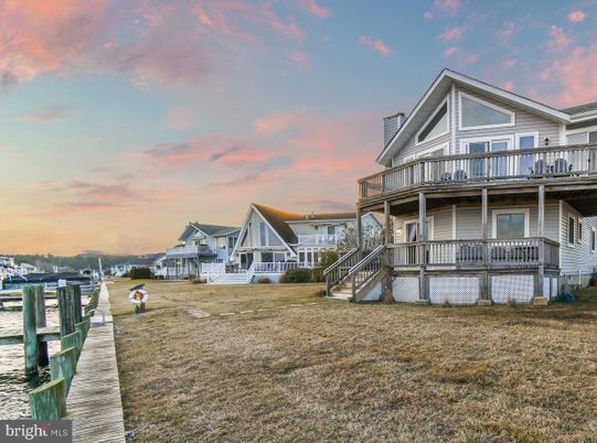 Backyard, Exterior, Lake