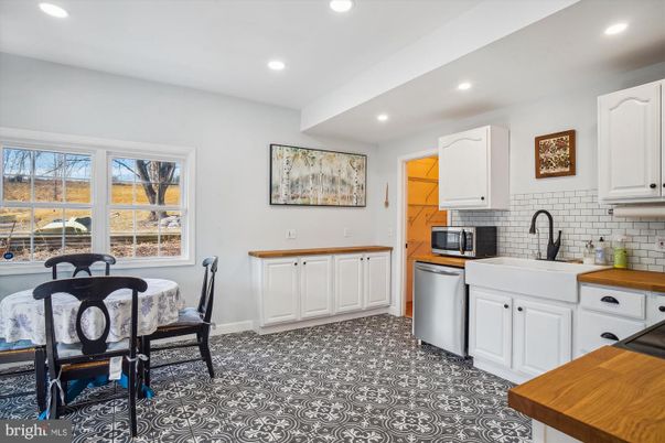 Dining room, Interior, Kitchen, Recessed Lighting