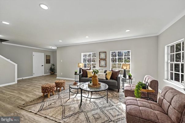 Interior, Living room, Recessed Lighting, Wood Texture Flooring